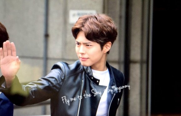 오늘자 뮤직뱅크 출근길 박보검 프리뷰.jpg | 인스티즈