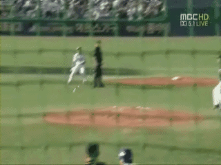 엉덩이에서 피는 꽃.gif | 인스티즈