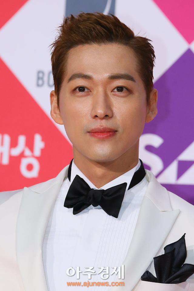 오늘자 SBS 연기대상 레드카펫.jpg | 인스티즈