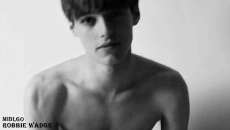 우리 엄마가 잘생기고 섹시한건 닥 공유라고 가르치셨어2 | 인스티즈