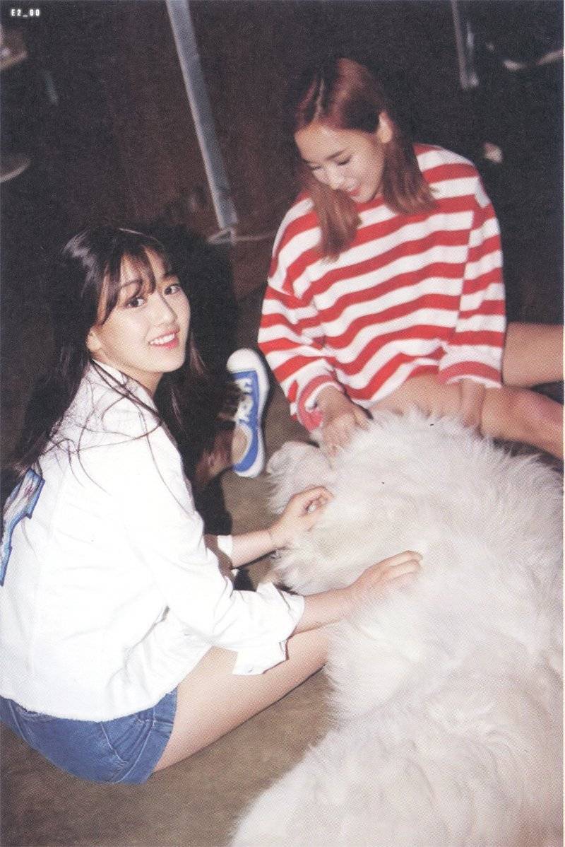 트와이스 최근 화보 스캔.jpg | 인스티즈