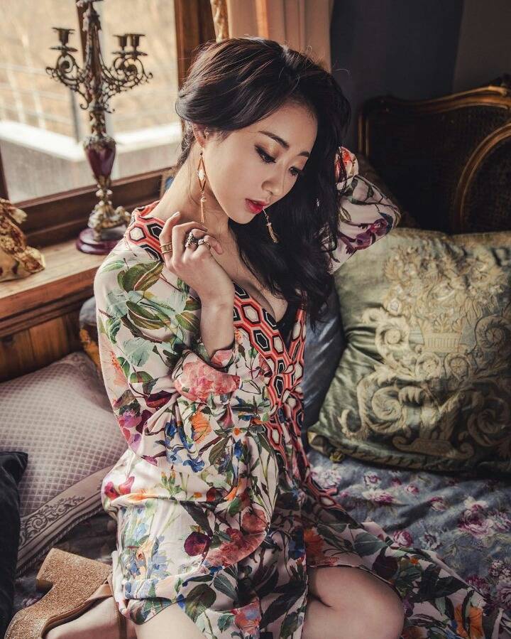 점심 먹기전 보는 경리.jpg | 인스티즈