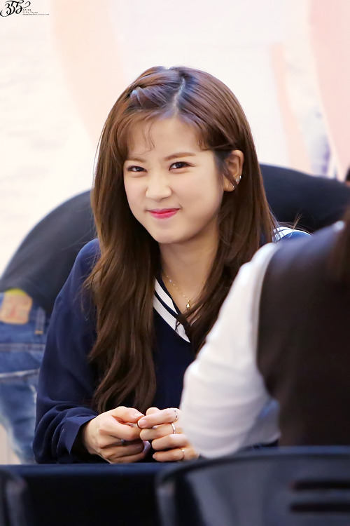 야 박초롱 쩔지않냐♥ | 인스티즈