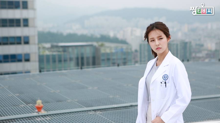 짱예 아나운서 | 인스티즈