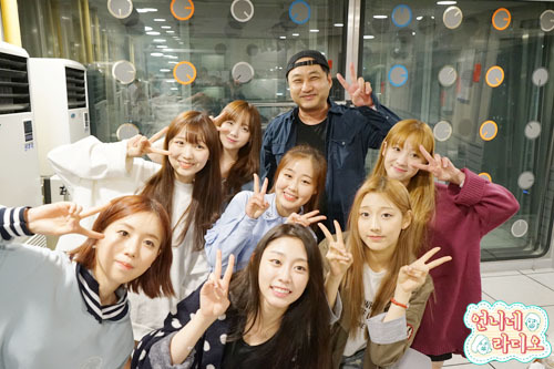 [러블리즈] 언니네 라디오 홈피에 올라온 사진 몇장 | 인스티즈