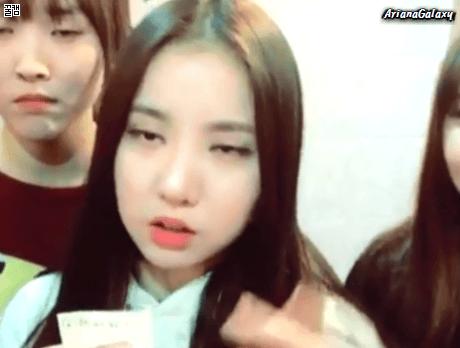 [여자친구] 트와리즈 음원 기다리면서 보는 순둥순둥 정은비 | 인스티즈