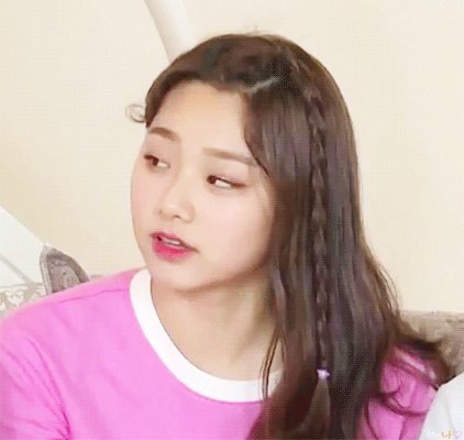 강미나 팬들의 끊이지 않는 논쟁 | 인스티즈