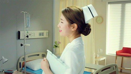 유니폼 입은 수지.gif | 인스티즈