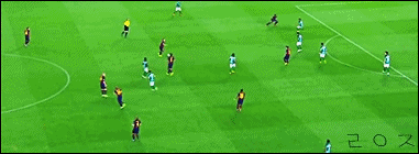 이니에스타 패스.gif | 인스티즈