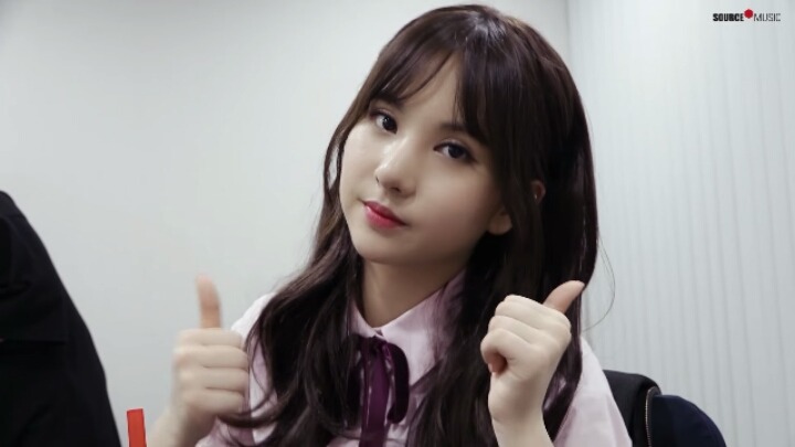 여자친구 은하 드림콘서트 비하인드 영상 몇개 캡쳐해봤습니다 (feat.소원 유주 엄지) | 인스티즈