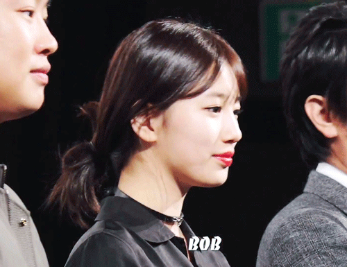 수지 눈 못마주치는 남자 | 인스티즈