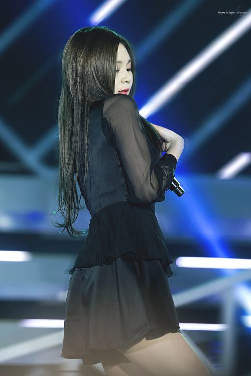 여자친구 엄지 | 인스티즈