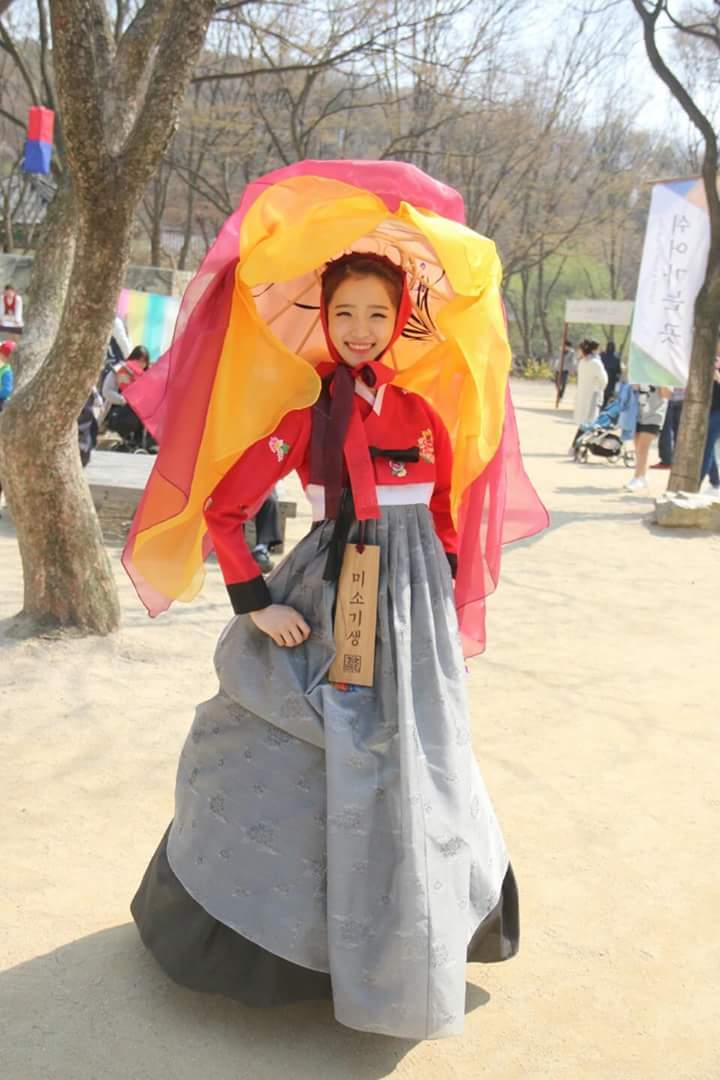 한국민속촌 미소기생.jpg | 인스티즈