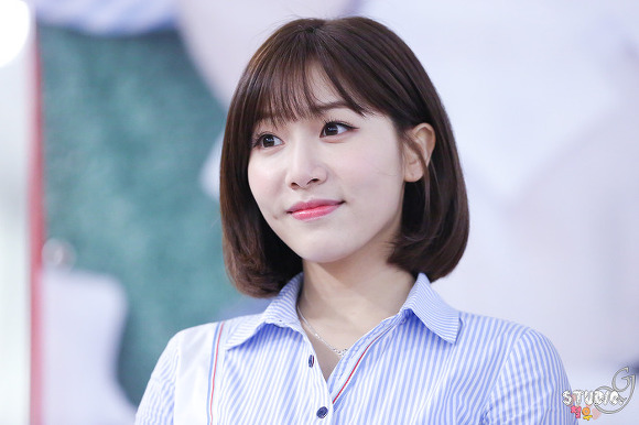 라붐에서 자기 전에 듣고 싶은 목소리를 맡고있는 소연.jpgif | 인스티즈