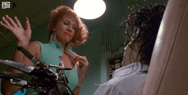 들이대는 아줌마 .gif | 인스티즈