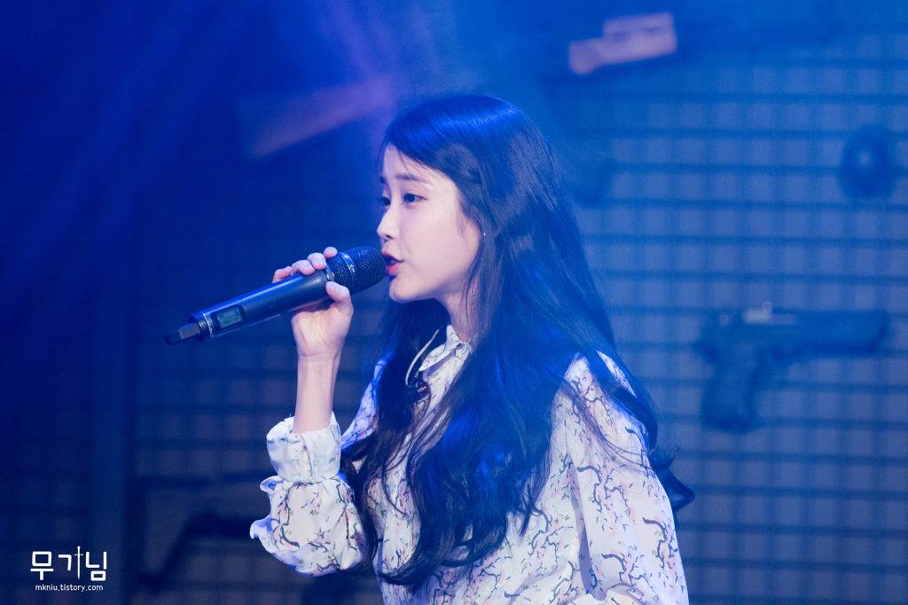 [2016.03.01] 서든어택 결승 축하공연 아이유 B컷 by무기님 | 인스티즈