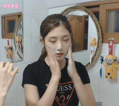 현실적인 여대생 쌩얼 .gif | 인스티즈