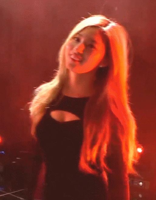 몸매도 좋은 사나 ㄷㄷㄷ | 인스티즈