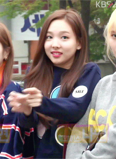 [트와이스] 쭈구리 나연쓰 모음 ㅠㅠ | 인스티즈