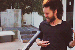 히스 레저의 조커 이후 처음으로 조커를 연기하게 된 남자 | 인스티즈