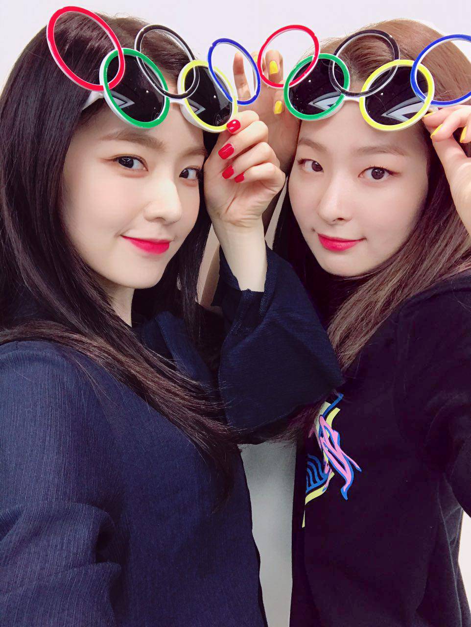 [레드벨벳] 올림픽의 날 기념 아이린, 슬기 셀카 | 인스티즈