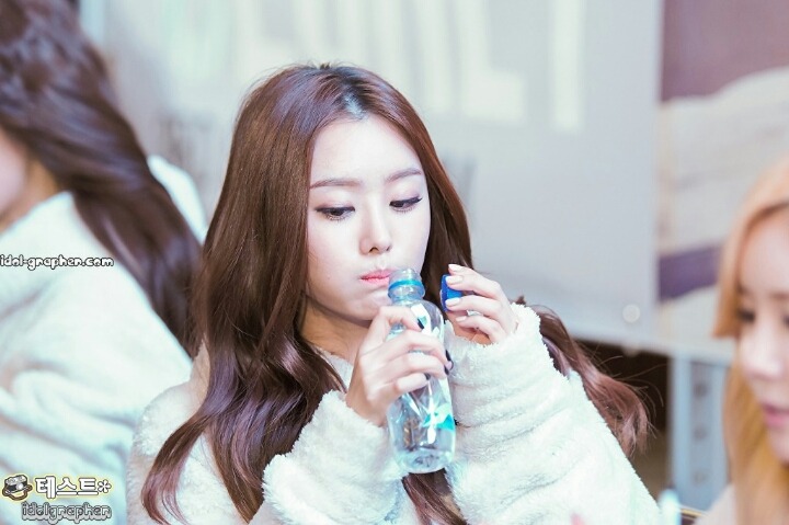 남자들이 좋아하는 여자 특징.jpg | 인스티즈