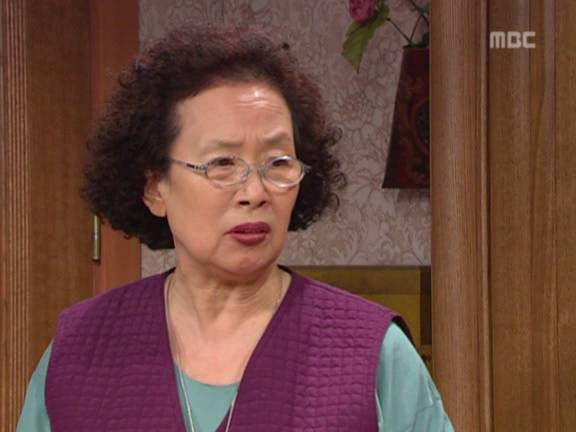 [거침없이하이킥] 순재에게 똥침당한 효자 준하.jpg | 인스티즈