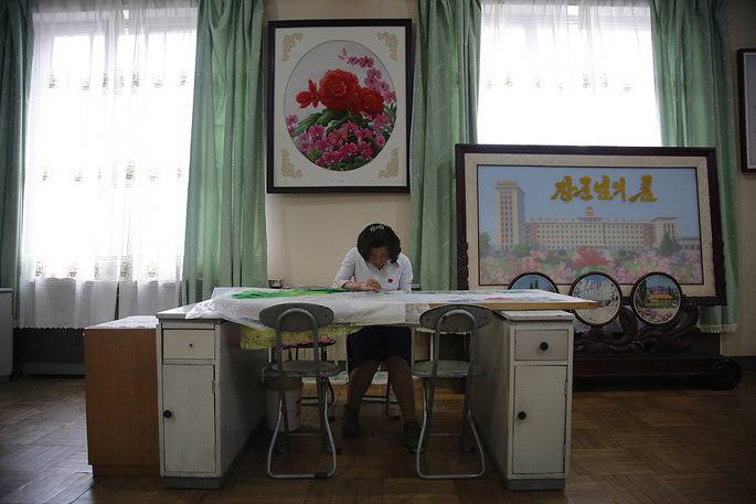 48장의 사진으로 보는 ＇2015년 북한의 일상＇.jpg | 인스티즈