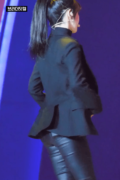 가죽바지 입은 아이린.gif | 인스티즈