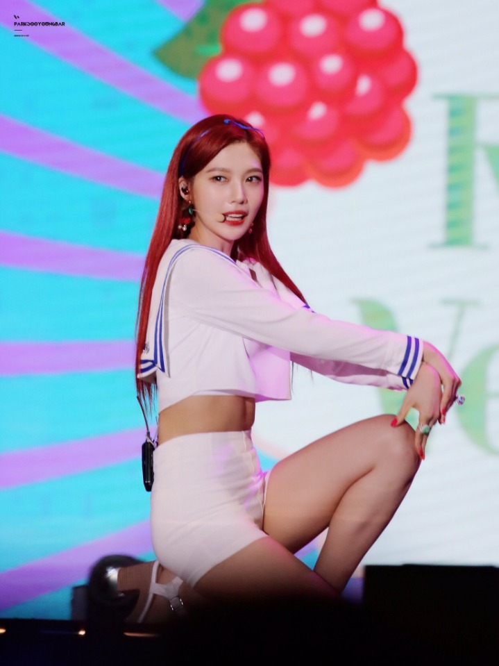 어제자 미쳐버린 조이 마린룩 | 인스티즈