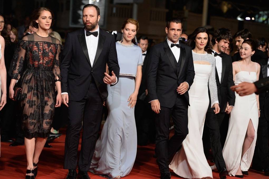  칸 영화제 레드 카펫 위에서 길잃은 벤 휘쇼 챙겨주는 레아 세이두 | 인스티즈