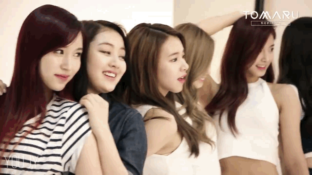 트와이스 컨셉 전자 vs 후자.gif | 인스티즈