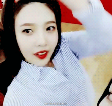 [레드벨벳] 오늘자 V앱 방송 막내라인 비주얼.gif | 인스티즈