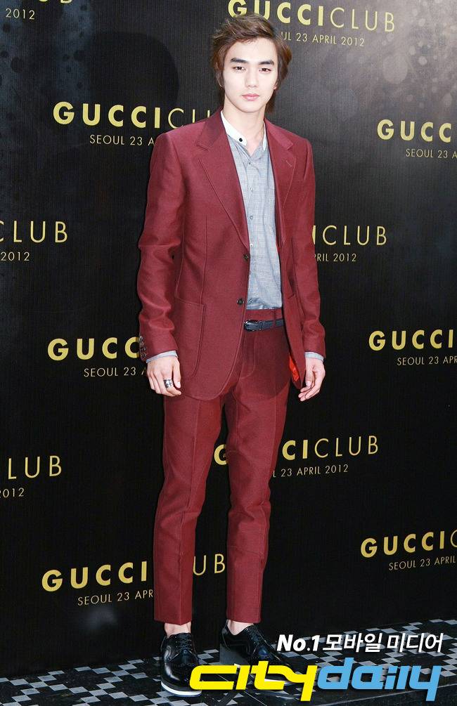 비슷한 나이로 비교해보는 유승호 vs 원빈 | 인스티즈