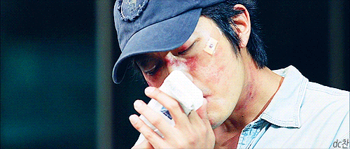 남자배우들 담배피는 모습.gif | 인스티즈