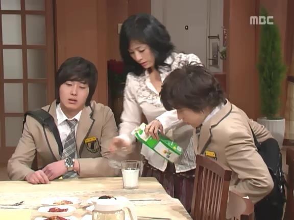 [거침없이하이킥] 손주에게 사랑받고 싶은 문희(해미엄마 등장).jpg | 인스티즈