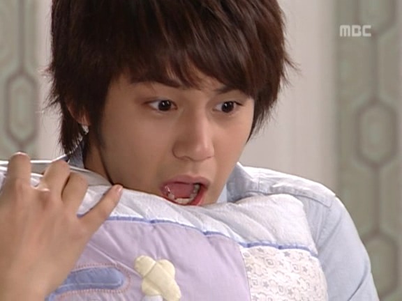 [거침없이하이킥] 집에서 탈출한 준이 ㅋㅋㅋㅋㅋ.jpg | 인스티즈