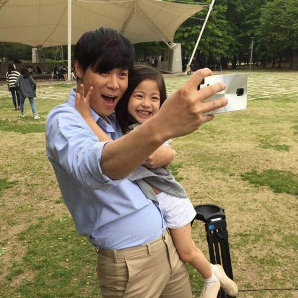 8살 꼬맹이의 미모 | 인스티즈