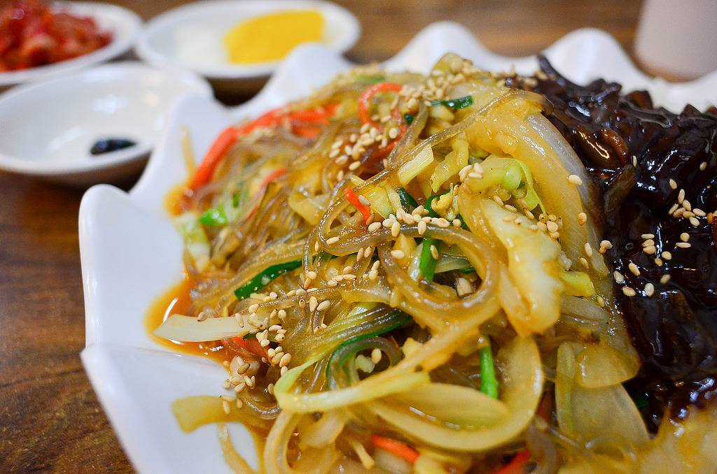 아랫지방에서 잡채밥 먹는법 | 인스티즈