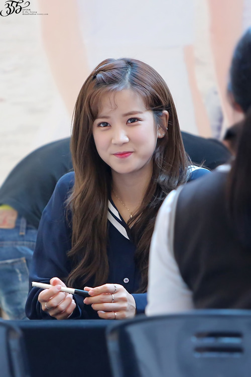 야 박초롱 쩔지않냐♥ | 인스티즈