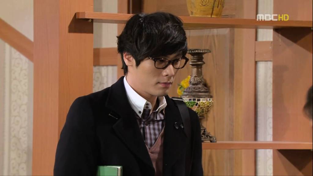 [지붕뚫고하이킥] 책임왕 황책임씨(이지훈 고자설).jpg | 인스티즈