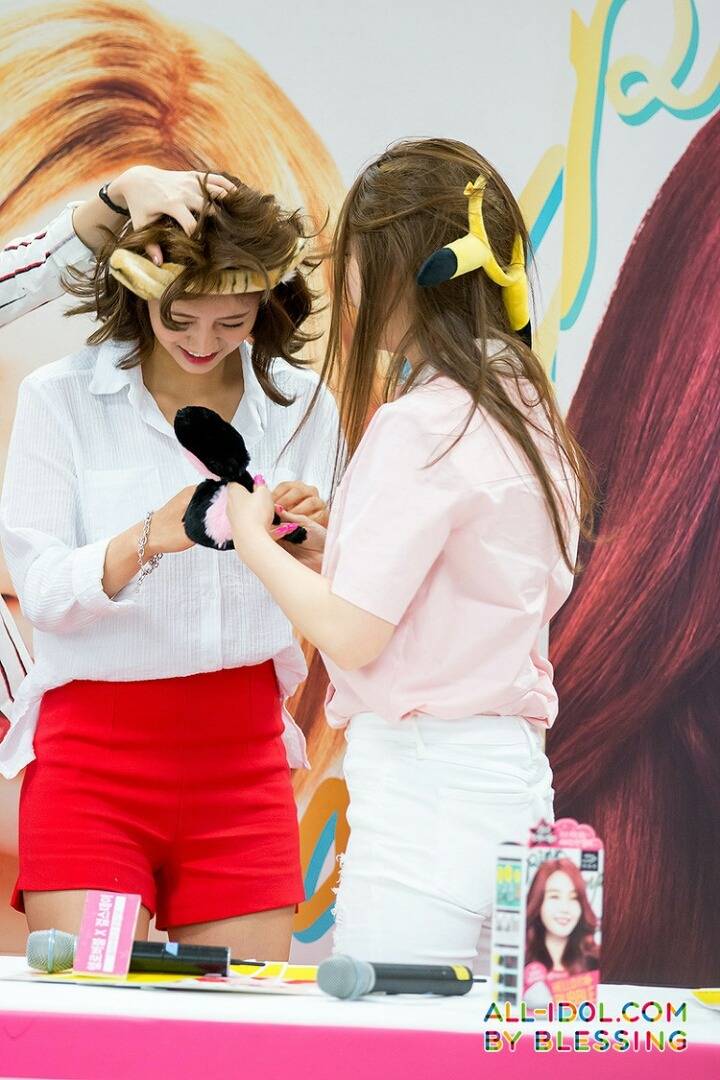 비지니스 관계 라고는 전혀 없어보이는 걸그룹 | 인스티즈