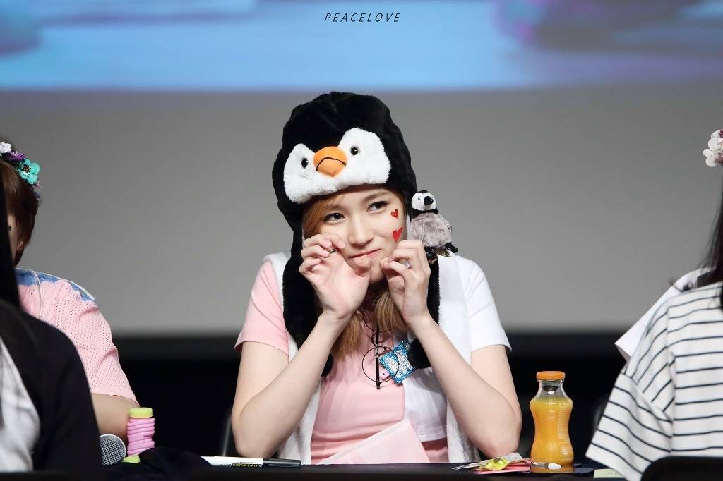 트와이스 블랙스완 미나 | 인스티즈