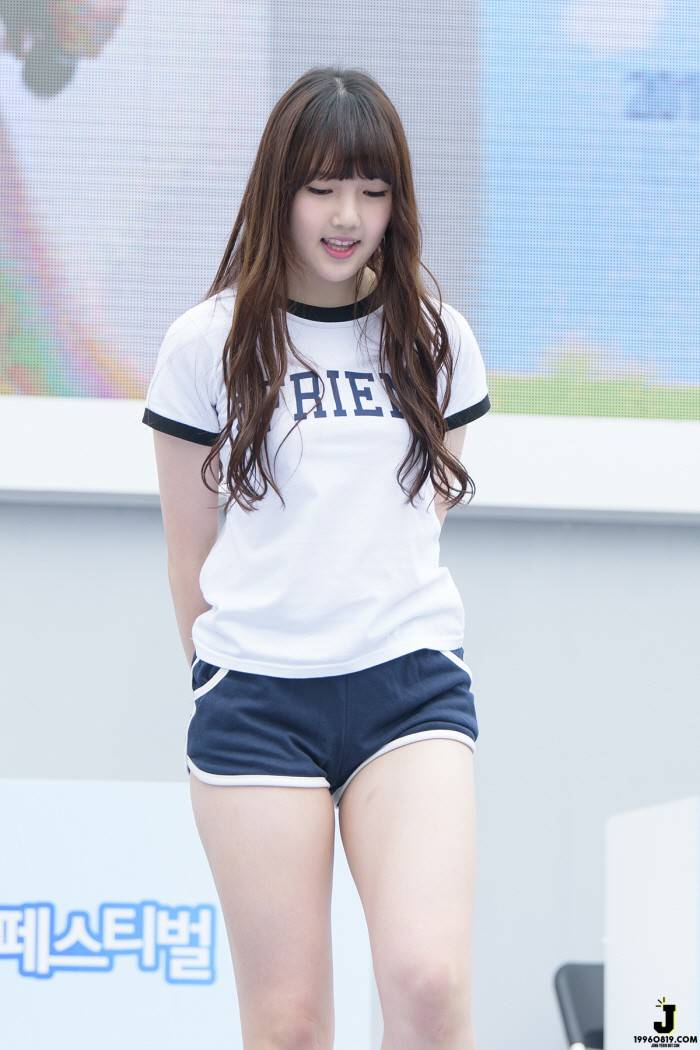 호불호 갈리는 여자옷 | 인스티즈