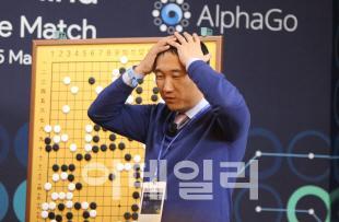 2국째 이세돌 꺾고 환호하는 알파고 개발팀원들.jpg | 인스티즈