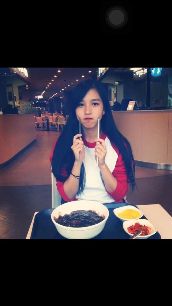 트와이스 97년생 일본인 멤버 미나 | 인스티즈