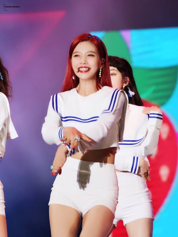 어제자 미쳐버린 조이 마린룩 | 인스티즈