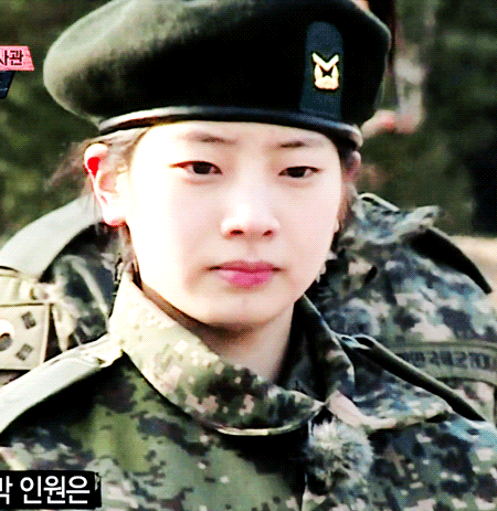 19살에 군대 갔었던 의무부사관시절 트와이스 다현 | 인스티즈