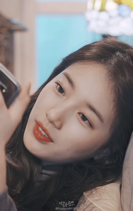 눕방하는 수지.gif | 인스티즈