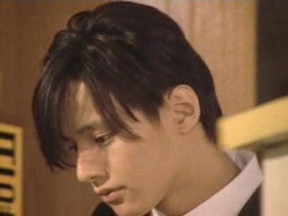 비슷한 나이로 비교해보는 유승호 vs 원빈 | 인스티즈